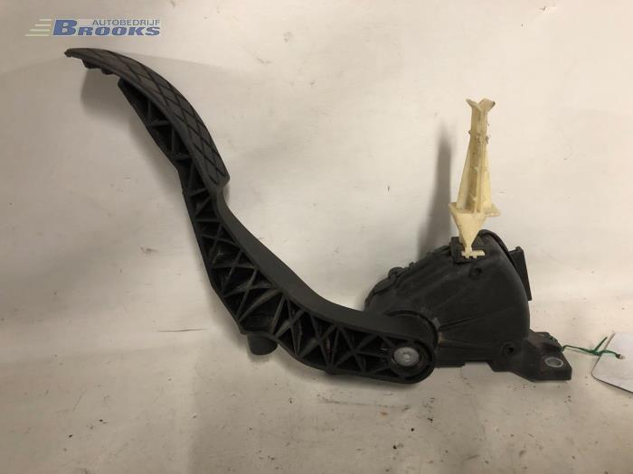 Begagnade Gaspedalsensor Volkswagen Golf Pris € 15,00 Marginaltabell erbjuds av Autobedrijf Brooks