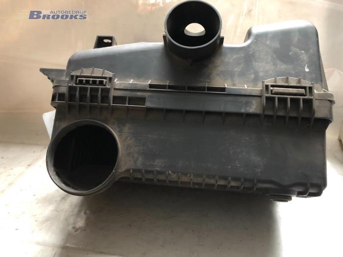 Gebrauchte Luftfiltergehäuse Mitsubishi Pajero Hardtop (V6/7) 3.2 DI-D 16V Autom. Preis auf Anfrage angeboten von Autobedrijf Brooks