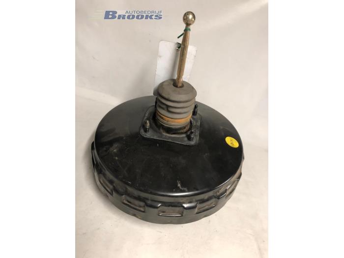 Gebrauchte Bremskraftverstärker Volkswagen Multivan T5 (7E/7HC/7HF/7HM) 2.5 TDi Preis € 50,00 Margenregelung angeboten von Autobedrijf Brooks