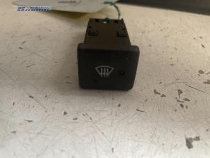 Used Rear window heating switch Landrover Discovery II 2.5 Td5 Price € 5,00 Margin scheme offered by Autobedrijf Brooks