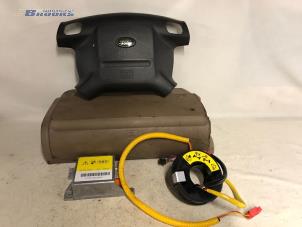 Used Airbag set + module Landrover Discovery II 2.5 Td5 Price on request offered by Autobedrijf Brooks