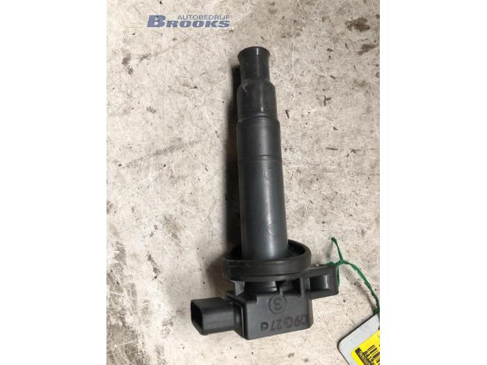 Usagé Bobine Toyota Yaris (P1) 1.3 16V VVT-i Prix € 20,00 Règlement à la marge proposé par Autobedrijf Brooks
