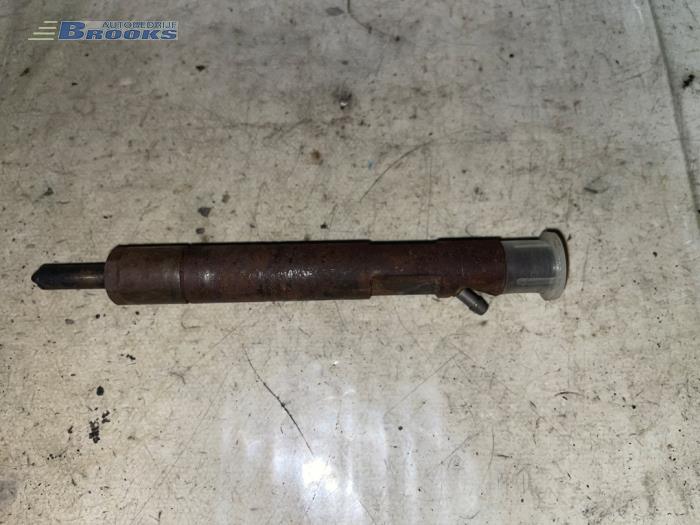 Usagé Injecteurs Ford Focus Prix € 15,00 Règlement à la marge proposé par Autobedrijf Brooks