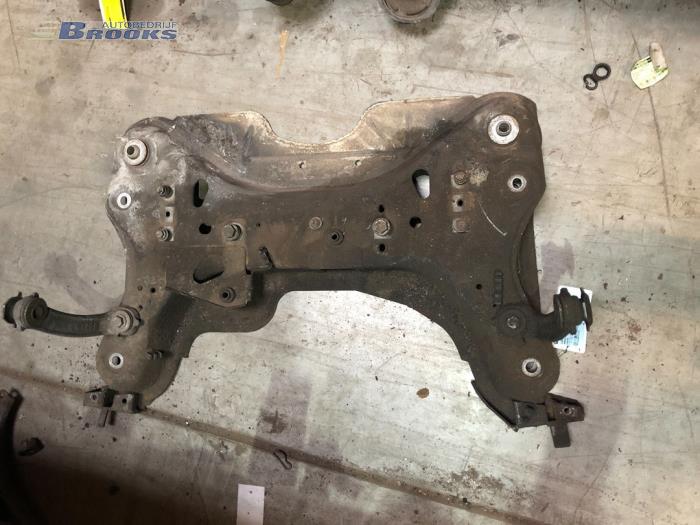 Used Subframe Renault Laguna II Grandtour (KG) 1.9 dCi 100 Price € 22,50 Margin scheme offered by Autobedrijf Brooks