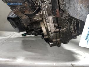 Getriebe van een Renault Laguna II Grandtour (KG) 1.9 dCi 100 2004