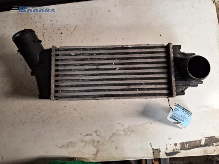 Usagé Intercooler Peugeot 307 SW (3H) 2.0 HDi 135 16V FAP Prix € 37,50 Règlement à la marge proposé par Autobedrijf Brooks