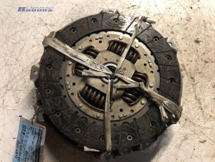 Used Clutch kit (complete) Peugeot 307 SW (3H) 2.0 HDi 135 16V FAP Price € 37,50 Margin scheme offered by Autobedrijf Brooks