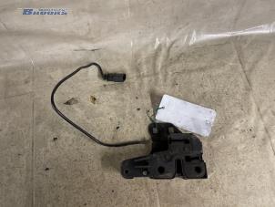 Used Bonnet lock mechanism Audi A6 (C6) 2.4 V6 24V Price € 15,00 Margin scheme offered by Autobedrijf Brooks