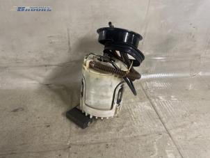 Used Electric fuel pump Volkswagen Polo III (6N1) 1.3i 55 Price € 10,00 Margin scheme offered by Autobedrijf Brooks
