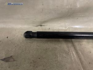 Used Rear gas strut, left Ford Mondeo IV Wagon 1.6 EcoBoost 16V Price € 10,00 Margin scheme offered by Autobedrijf Brooks