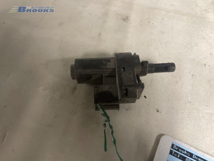 Używane Przelacznik Ford Mondeo IV Wagon 1.6 EcoBoost 16V Cena € 5,00 Procedura marży oferowane przez Autobedrijf Brooks