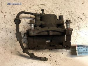Used Front brake calliper, left Ford Mondeo IV 2.0 TDCi 140 16V Price € 15,00 Margin scheme offered by Autobedrijf Brooks