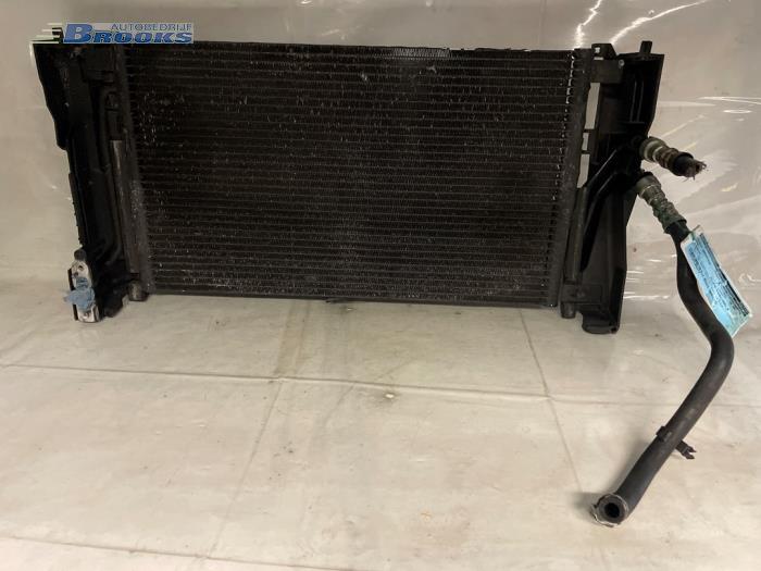 Begagnade AC-radiator BMW 3 serie (E46/4) 320d 16V Pris € 15,00 Marginaltabell erbjuds av Autobedrijf Brooks
