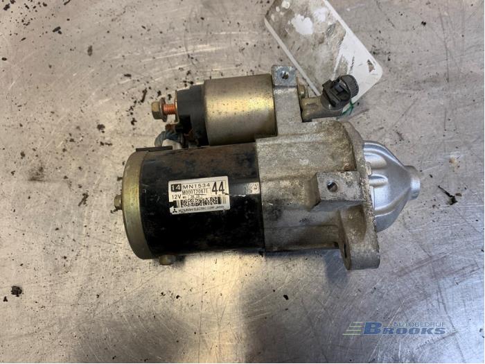Gebrauchte Anlasser Mitsubishi Outlander (CU) 2.4 16V 4x2 Preis € 100,00 Margenregelung angeboten von Autobedrijf Brooks