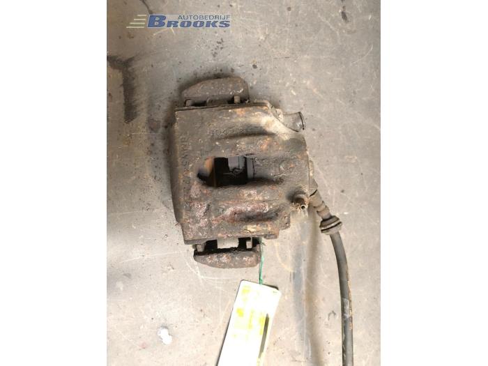 Front brake calliper, right from a BMW 3 serie (E36/4) 325 td 1993