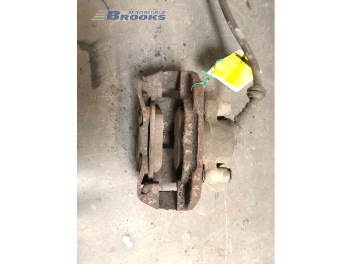 Front brake calliper, right from a BMW 3 serie (E36/4) 325 td 1993