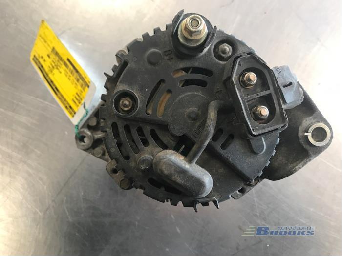 Begagnade Dynamo Renault Megane (BA) 1.4i RL,RN Pris € 15,00 Marginaltabell erbjuds av Autobedrijf Brooks