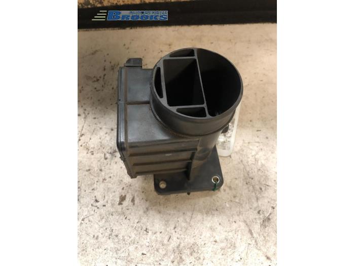 Gebrauchte Luftmassenmesser Mitsubishi Space Wagon (N3/N4) 2.0 GLXi 16V Preis € 20,00 Margenregelung angeboten von Autobedrijf Brooks