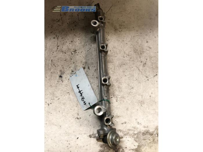 Usagé Système d'injection Mitsubishi Space Wagon (N3/N4) 2.0 GLXi 16V Prix € 10,00 Règlement à la marge proposé par Autobedrijf Brooks