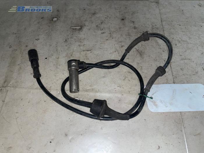 Begagnade ABS-sensor Audi Cabrio (B4) 2.3 E Pris € 10,00 Marginaltabell erbjuds av Autobedrijf Brooks