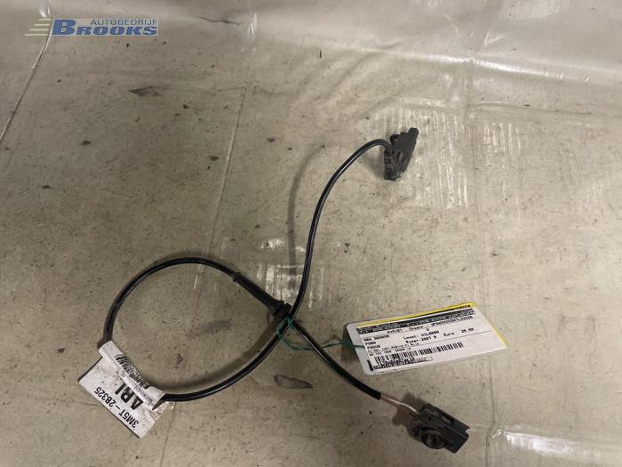Begagnade ABS-sensor Ford Focus 2 Wagon 1.6 TDCi 16V 110 Pris € 15,00 Marginaltabell erbjuds av Autobedrijf Brooks