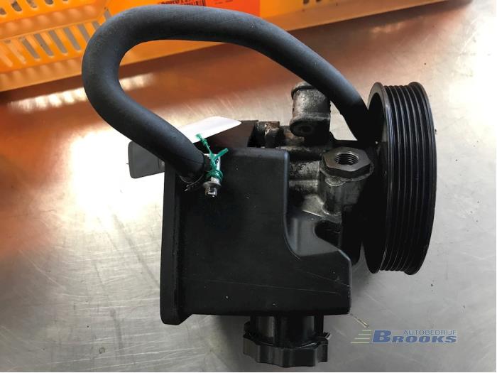 Usagé Pompe de direction Mercedes Vito (639.7) 2.2 111 CDI 16V Prix € 35,00 Règlement à la marge proposé par Autobedrijf Brooks