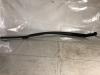 Front wiper arm from a Toyota Avensis (T27), 2008 / 2018 2.2 16V D-4D-F 180, Saloon, 4-dr, Diesel, 2.231cc, 130kW (177pk), FWD, 2ADFHV, 2008-11 / 2018-10, ADT271 2010