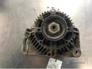 Dynamo from a Renault Clio (B/C57/357/557/577) 1.2 Eco Kat. 1997