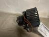 Heating and ventilation fan motor from a Opel Corsa C (F08/68) 1.2 16V Twin Port 2005