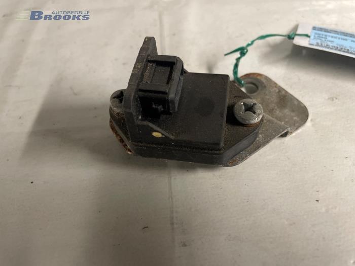 Used Ignition module Lada Kalina Stationwagon (1117) 1.6 Price € 10,00 Margin scheme offered by Autobedrijf Brooks