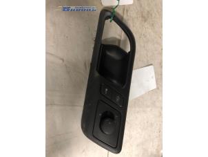 Usados Interruptor de retrovisor Volkswagen Polo Precio de solicitud ofrecido por Autobedrijf Brooks