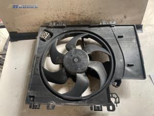 Usagé Ventilateur moteur Nissan Micra (K12) 1.2 16V Prix € 30,00 Règlement à la marge proposé par Autobedrijf Brooks