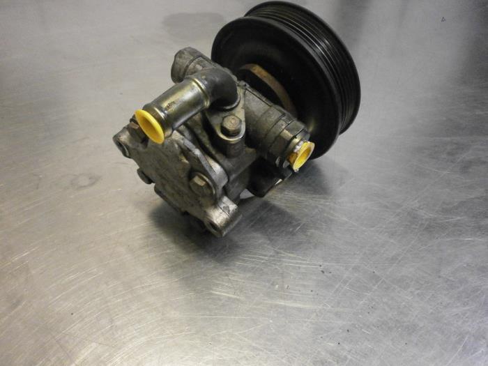 Usagé Pompe de direction Seat Leon (1M1) 1.6 16V Prix € 24,00 Règlement à la marge proposé par Autobedrijf Brooks