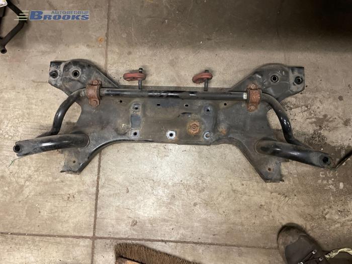 Usagé Faux châssis Mitsubishi Colt (Z2/Z3) 1.3 16V Prix € 35,00 Règlement à la marge proposé par Autobedrijf Brooks