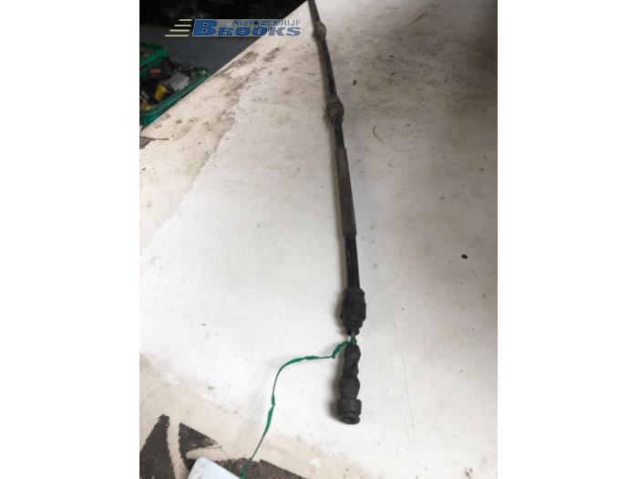 Câble frein à main d'un Volkswagen Transporter T5 2.5 TDi 2008