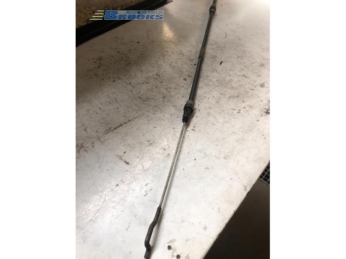 Usagé Câble frein à main Volkswagen Transporter T5 2.5 TDi Prix € 5,00 Règlement à la marge proposé par Autobedrijf Brooks