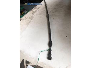 Câble frein à main d'un Volkswagen Transporter T5 2.5 TDi 2008