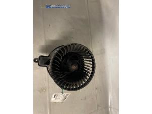 Usados Motor de ventilador de calefactor Peugeot Partner 1.6 HDI 75 Precio € 45,00 Norma de margen ofrecido por Autobedrijf Brooks