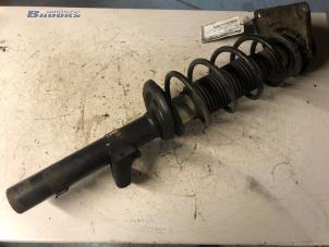 Used Rear shock absorber rod, right Ford Mondeo III 2.2 TDCi 16V Price € 20,00 Margin scheme offered by Autobedrijf Brooks