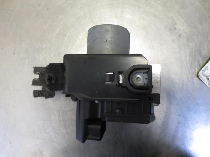 Gebrauchte ABS Pumpe Alfa Romeo 147 (937) 1.6 HP Twin Spark 16V Preis € 75,00 Margenregelung angeboten von Autobedrijf Brooks
