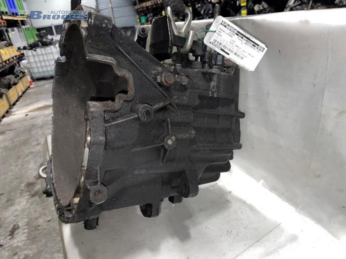 Gearbox Ford Mondeo III 2.2 TDCi 16V - RM5S7R7002CA QJBA 3S7R7F096