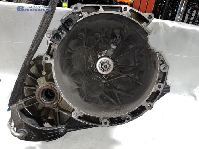 Gebrauchte Getriebe Ford Mondeo III 2.2 TDCi 16V Preis auf Anfrage angeboten von Autobedrijf Brooks