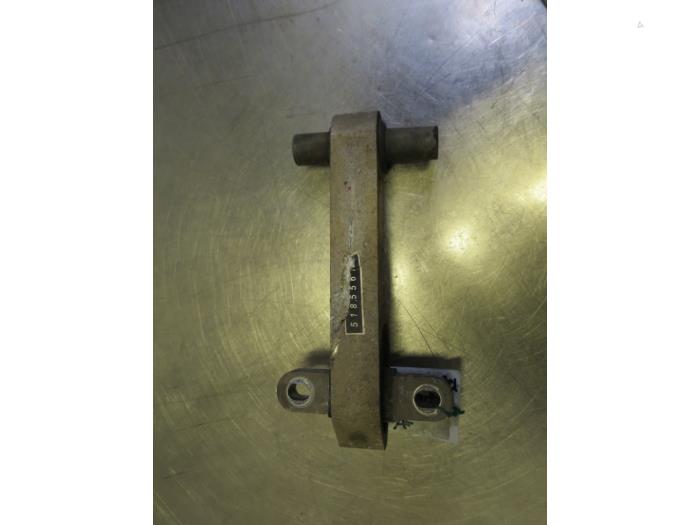 Used Engine mount Citroen Nemo Price € 25,00 Margin scheme offered by Autobedrijf Brooks