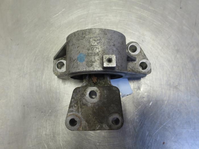 Used Engine mount Citroen Nemo Price € 25,00 Margin scheme offered by Autobedrijf Brooks