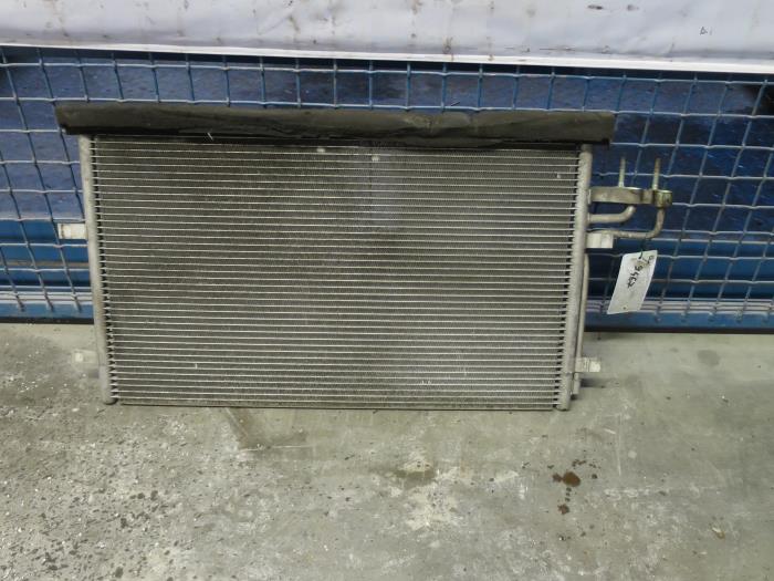Usagé Radiateur clim Ford Focus Prix € 35,00 Règlement à la marge proposé par Autobedrijf Brooks