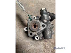 Used Power steering pump Audi A4 (B5) 2.5 TDI V6 24V Price € 24,00 Margin scheme offered by Autobedrijf Brooks