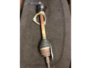 Used Front drive shaft, left Renault Scenic Price € 20,00 Margin scheme offered by Autobedrijf Brooks