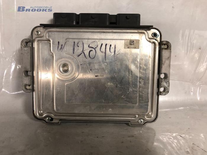 Used Engine management computer Ford Focus Price € 80,00 Margin scheme offered by Autobedrijf Brooks