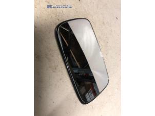 Gebrauchte Spiegelglas rechts Volkswagen Polo Preis € 10,00 Margenregelung angeboten von Autobedrijf Brooks