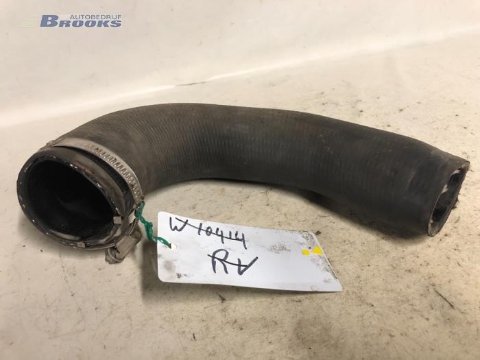 Usagé Tuyau intercooler Audi Q5 (8RB) 2.0 TDI 16V Quattro Prix € 20,00 Règlement à la marge proposé par Autobedrijf Brooks